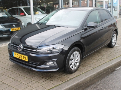 VOLKSWAGEN POLO 1.0 TSI COMF.L. BUS. 5 DRs. Apple carplay