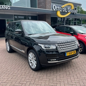 LAND ROVER RANGE ROVER 3.0 TDV6 Vogue / Panoramadak / 360Camera / Luchtvering / Meridian / Stuurverwarming / 21''