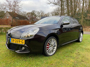 Alfa Romeo Giulietta 2.0 JTDm Exclusive, BJ`2015