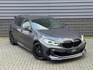 BMW 1-serie M135i xDrive |Performancepakket |Schaalstoel |19