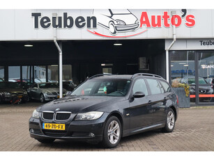 BMW 3-serie Touring 318d Business Line Navigatie, Lederen interieur, Cruise control, Stoelverwarming, Climate control, Trekhaak