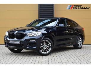 BMW X4 xDrive20i Executive * M Sportpakket * 19 Inch * Head-up * Sfeerverlichting * Dealer onderhouden *