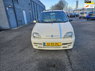 Fiat 600 1.1 Anniversary Edition special edition !!