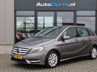 Mercedes-Benz B-klasse B180 Ambition AUTOMAAT NAVI, Leder bekleding, Stoelverwarming, P