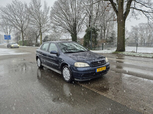 Opel Astra 1.6-16V Edition