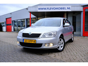 Skoda Octavia 1.2 TSI Ambition Business Line *31.895km!* Navi|Clima|Unieke Auto!