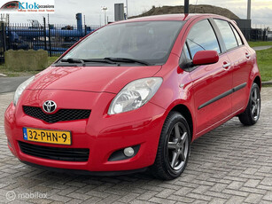 Toyota Yaris 1.3 VVTi Aspiration Clima Dealer onderhouden