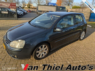 Volkswagen Golf 1.6 Comfortline navi cruis verlaagd