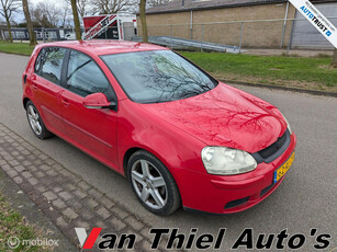 Volkswagen Golf 2.0 FSI Comfortline