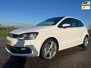 Volkswagen Polo 1.2 TSI Highline AUTOMAAT clima 172680 km bj 2014 panoramadak