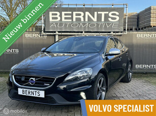 Volvo V40 T3 R-Design|Volle Auto!|Adaptive Cruise control| BLIS|Leder|Standkachel|Camera|Stoelverwarming