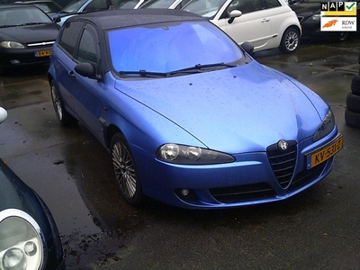 Alfa Romeo 147 1.6 T.Spark Veloce sport airco elek pak nap