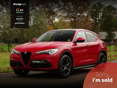 Alfa Romeo Stelvio 2.0 T AWD | Veloce stoelen | Schuifdak | 310PK | Trkhk Afn. | Dodehoek Sens. |