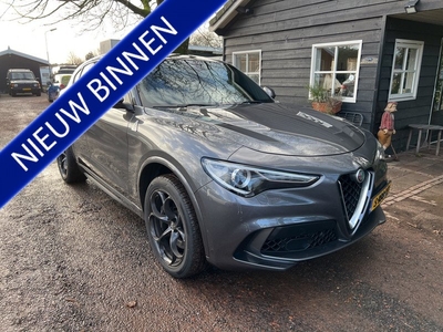 Alfa Romeo Stelvio 2.9 V6 AWD QV CARBON|ZF|HARMAN.KARDON|CAM