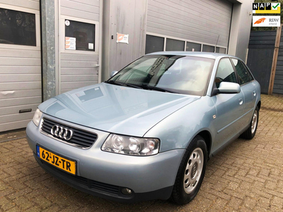 Audi A3 1.8 5V Attraction 5DR 2002-Clima-Cruise-LmVelgen-APK