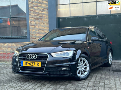 Audi A3 Sportback 1.6 TDI Adrenalin Sport | S-Line + Navi + Cruise |