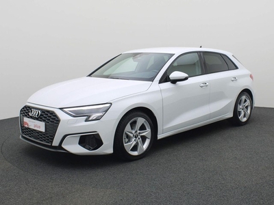 Audi A3 Sportback 30 TFSI Advanced edition · LED ·