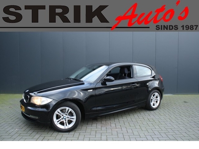 BMW 1-serie 116i Business Line RIJKLAAR - 2 SETS VELGEN -