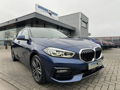 BMW 1-serie 118i Executive Edition Sport Aut HiFi , Life