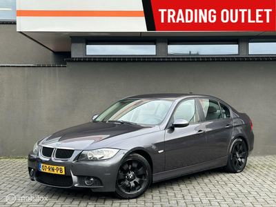 BMW 3-serie 318i Special Edition Automaat / Leer / Lees text