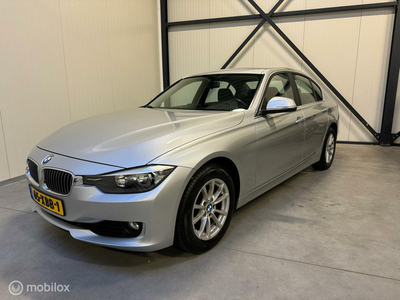 BMW 3-serie 320i Automaat, nette auto