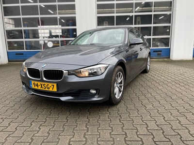 BMW 3-SERIE 320i Executive 185PK (RIJKLAAR/BOVAG)