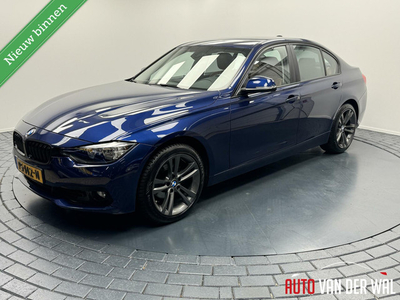 BMW 3-serie 320i Executive Automaat-Navigatie-Clima-Cr.contr.-Leder bekleding-Lm18