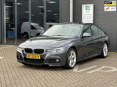 BMW 3-serie 330e Centennial High