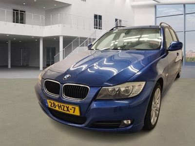 BMW 3 Serie Touring 318i Executive (bj 2009)