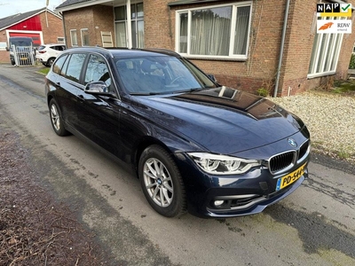 BMW 3-serie Touring 318i Executive NAVI CC PDC NAP APK