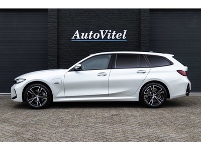 BMW 3 Serie Touring 330e xDrive M-sport Panodak