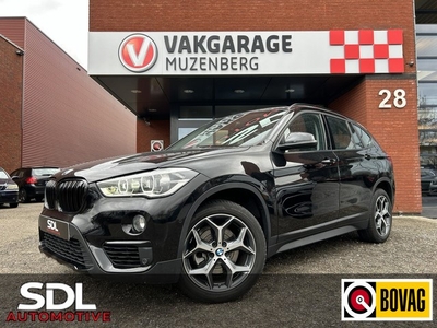 BMW X1 sDrive18i Executive // NAVI // FULL LED // PDC V+A