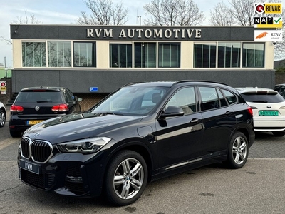 BMW X1 XDrive25e M SPORT VAN €35.900,- VOOR € 33.330, UW