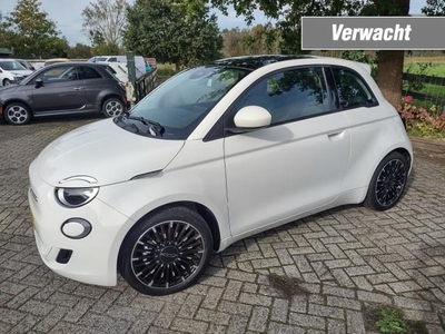 Fiat 500 E-Icon-Sunroof-42KW Batterij- Verwacht-Met Subsidie