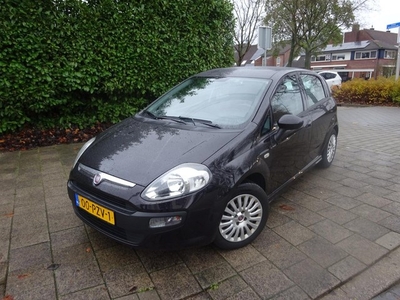 Fiat Punto Evo MET NIEUW KETTING & APK TOT 24-11-2024!