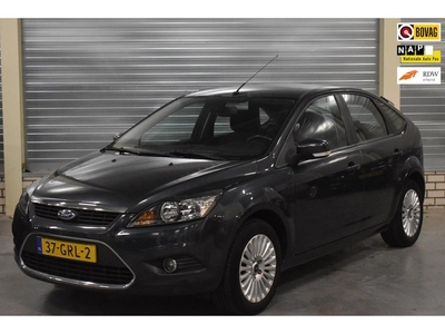 Ford Focus 1.6 Titanium +