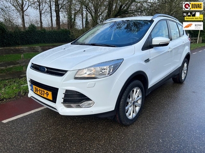 Ford Kuga 1.5 Titanium Clima. Navi, Camera