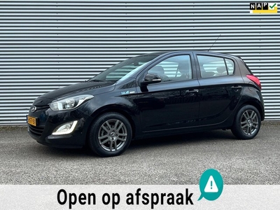 Hyundai I20 1.2i i-Motion AircoDealer Onderhouden1e