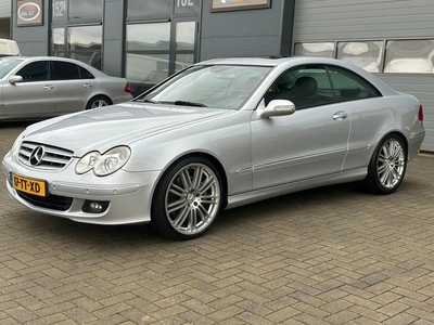 Mercedes-Benz CLK-klasse Coupé 350 V6 Elegance AUT /