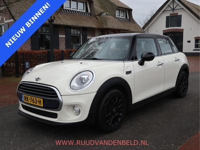 MINI Cooper 1.5 D KEYLESS/FULL-LED/SPORTLEER/NAVIGATIE