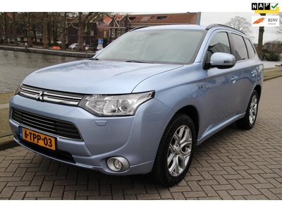 Mitsubishi Outlander 2.0 PHEV Intense +