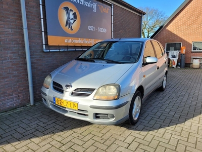 Nissan Almera Tino 1.8 Visia (bj 2003)