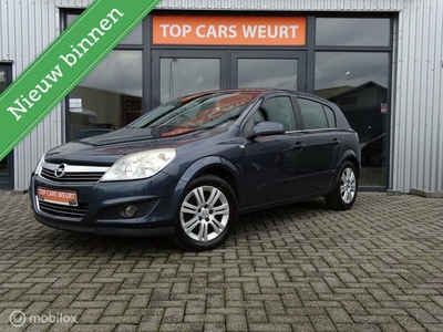 Opel Astra 1.6 Cosmo