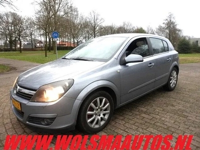 Opel Astra 1.6 Cosmo (bj 2005)