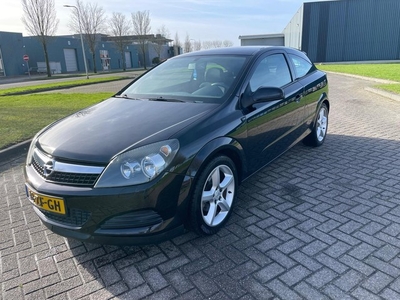 Opel Astra GTC 1.6 Business