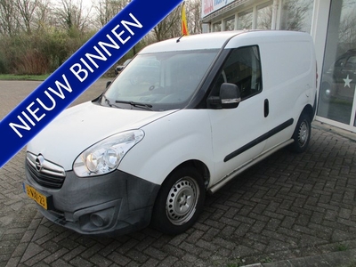 Opel Combo 1.3 CDTi L1H1 ecoFLEX Motor Rookt! (bj 2012)