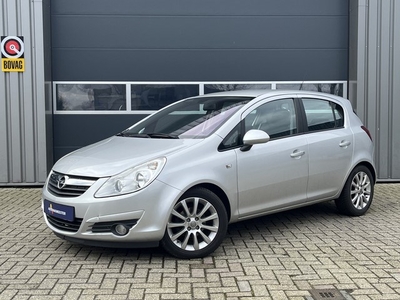 Opel Corsa 1.4-16V Cosmo Navi Carplay Airco Leder