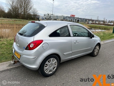 Opel Corsa 1.4-16V Enjoy