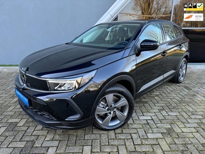 Opel Grandland 1.6 Turbo Plug-in Hybrid 4x4 Business