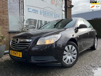 Opel Insignia 1.6 T Edition